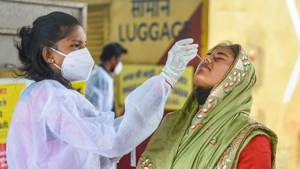 কোভিড–১৯ হটস্পট দিল্লির তিনটি জেল, করোনায় আক্রান্ত ৪৬ জন বন্দি সহ ৪৩ জন জেল কর্মী