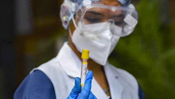 কেন পরবেন না মাস্ক? রাজ্যের মন্ত্রীর সাফ বক্তব্য, প্রধানমন্ত্রী বলেছেন এটি ব্যক্তিগত সিদ্ধান্ত!