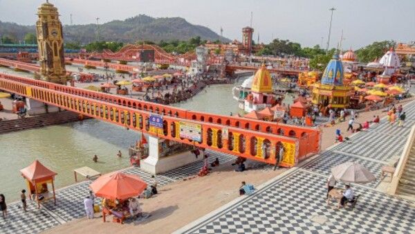 Makar Sankranti 2022: মমতার বাংলাকে পথ দেখাল বিজেপি শাসিত উত্তরাখণ্ড! হরিদ্বারে মকরের পূণ্যস্নানে নিষেধাজ্ঞা