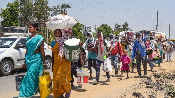 প্রথম করোনা ওয়েভে ৮৭৬১ জন ভারতীয় চাকরি হারিয়ে, অর্থকষ্টে আত্মহত্যা করেছে, জানাল কেন্দ্র