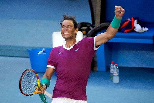 Australia Open 2022: ইতিহাস থেকে মাত্র একটি জয় দূরে নাদাল, ফাইনালে পৌঁছে আটকাতে পারলেন না চোখের জল