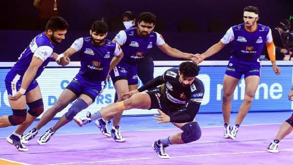 প্রো কবাডিতে সন্দীপের নেতৃত্বে অনবদ্য চেন ট্যাকলে হরিয়ানা স্টিলার্সকে বাঁধল তেলুগু টাইটান্স