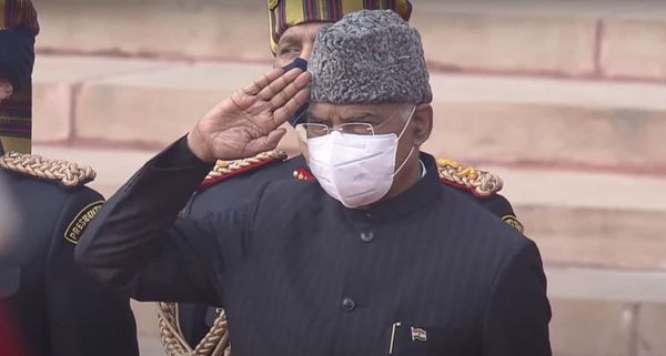 LIVE প্রজাতন্ত্র দিবস ২০২২: দিল্লির রাজপথে জাতীয় পতাকা উত্তোলন করলেন প্রেসিডেন্ট রামনাথ কোবিন্দ