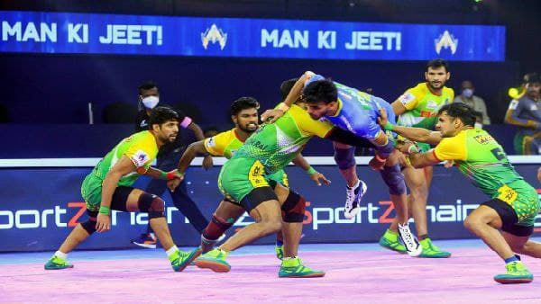 প্রো কবাডিতে তামিল থালাইভাসকে উড়িয়ে দুইয়ে পাটনা পাইরেটস