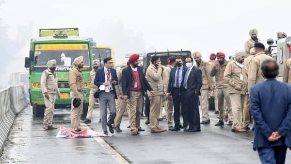 ভাতিন্ডার পুলিশ সুপারকে শোকজ স্বরাষ্ট্রমন্ত্রকের! প্রশ্নের মুখে ডিজিপি সহ পঞ্জাব পুলিশের একঝাঁক পুলিশ কর্তা