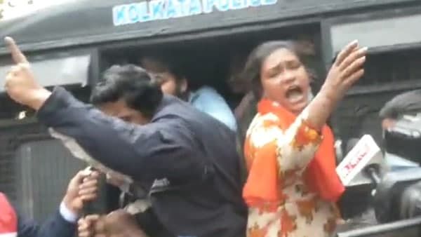 মনোনয়ন জমা দিতে বাধা! যুব মোর্চা রাজ্য নির্বাচন কমিশন ঘেরাও কর্মসূচি ঘিরে ধুন্ধুমার