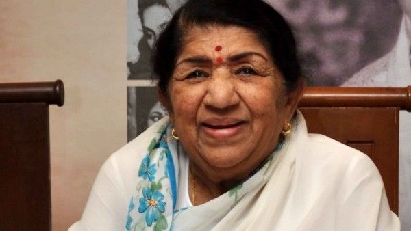 লতা মঙ্গেশকরের নামে রাস্তার মোড়, সঙ্গীত সম্রাজ্ঞীকে বিশেষ সম্মান