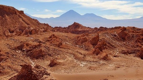 মেঘের উপর লবন বৃষ্টি, রুক্ষ-শুষ্ক মরুভূমি ভেজাতে অভিনব পন্থা আরবের