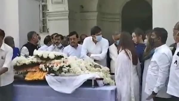 গান স্যালুটে শেষ বিদায়, নিমতলা মহাশশ্মানে শেষকৃত্য মন্ত্রী সাধন পাণ্ডের