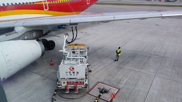 বিমানের জ্বালানির দাম ৮.৫ শতাংশ বাড়ল, বিমান ভাড়া বাড়তে পারে শীঘ্রই