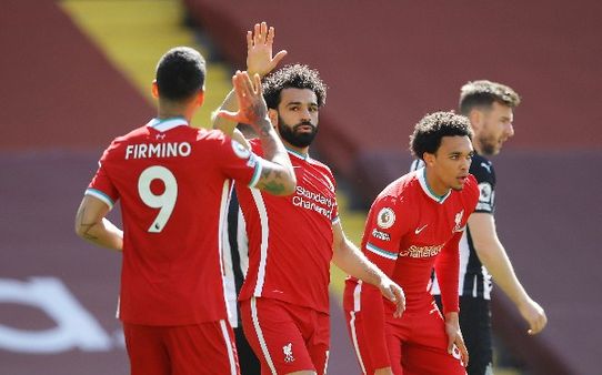 চ্যাম্পিয়ন্স লিগের শেষ চারে এক পা বাড়িয়ে দিল লিভারপুল, বেনফিকার ঘরের মাঠে উঠল লাল ঝড়
