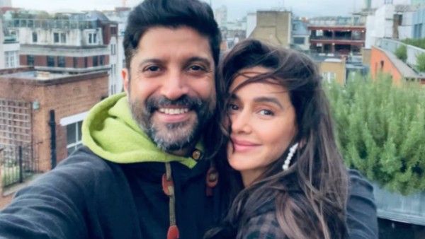 একদিন বাদেই বিয়ে, কোন ডিজাইনারের পোশাকে সেজে উঠবেন ফারহান–শিবানী জেনে নিন