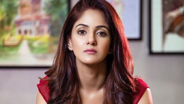 দুর্নীতি আর অপরাধ জগতের সঙ্গে নাম জড়াল অভিনেত্রী তৃণা সাহার! তারপর?