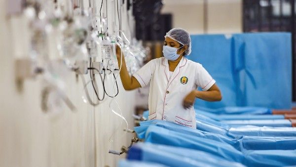 করোনামুক্ত হওয়ার পথে মুম্বই, কস্তুরবা হাসপাতালে থাকা শেষ রোগী বাড়ি ফিরলেন