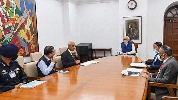 যুদ্ধের আবহেই প্রধানমন্ত্রী মোদীকে 'ফর্মুলা'র কথা বললেন প্রেসিডেন্ট zelensky