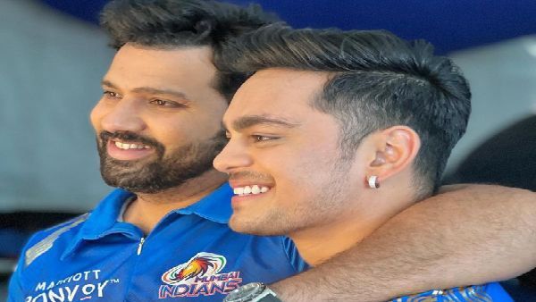 IPL 2022: রোহিতের প্রশ্নের মুখে সচিন-পুত্র অর্জুন, ঈশান দেখালেন মুম্বই ইন্ডিয়ান্সের চোখধাঁধানো অন্দরমহল