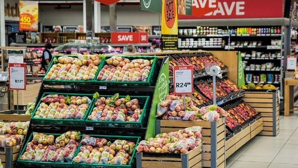 INFLATION: দুধ থেকে দই তো বটেই! আরও দামি হচ্ছে সাবান-বিস্কুট সহ একাধিক সামগ্রী