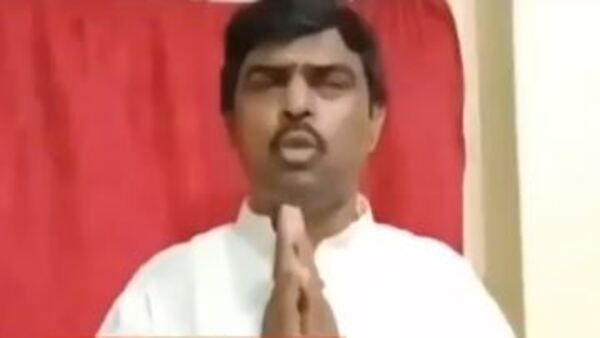 বেআইনি অস্ত্র উদ্ধারের জন্য হাত জোড় করে অনুরোধে তৃণমূল বিধায়ক! প্রশ্ন তুলে সরব শুভেন্দু অধিকারী