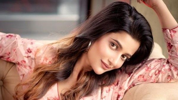 মেয়েরা কটাক্ষ শুনতেই জন্মায়, ঊষসীর কথা শুনে হতবাক ফ্যান মহল!