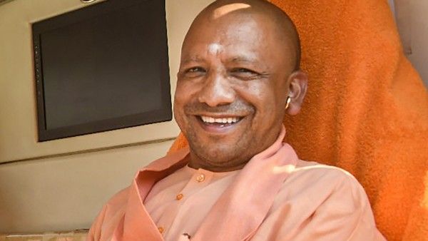 এনকাউন্টারের ভয়!‌ ক্ষমতায় ফিরতেই যোগীর ভয়ে তটস্থ ৫০ জন অপরাধীর আত্মসমর্পণ থানায়