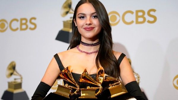 ৬৪ তম গ্র্যামি অ্যাওয়ার্ড, সেরা নবাগত শিল্পীর পুরস্কার উঠলো অলিভিয়া রদরিগোর হাতে