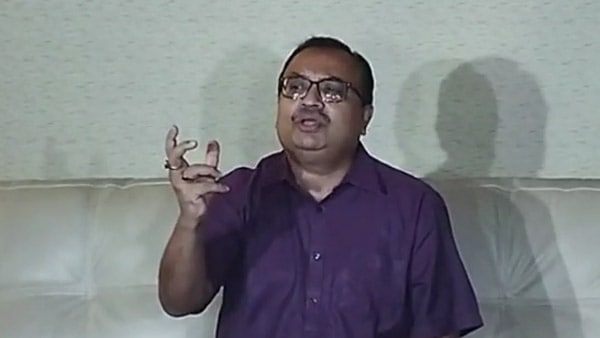 প্রয়াগরাজে ৫ জনকে কুপিয়ে খুন, বাংলায় ৩৫৫-৩৫৬ ধারার ‘প্রবক্তা’দের খোঁটা কুণালের