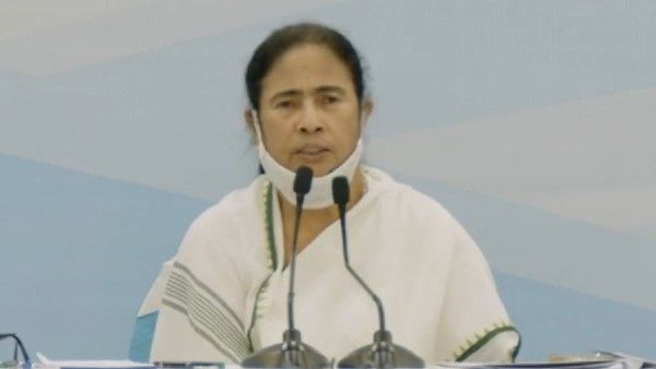 জেলাশাসক-পুলিশ সুপারকে সুসম্পর্ক রেখে চলার বার্তা, জেলা ধরে ধরে ‘শাসন’ মমতার