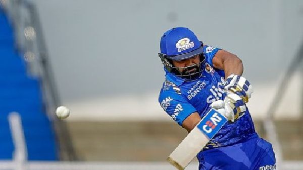 IPL 2022: রোহিতের মুম্বই আইপিএলে কি ভাঙবে পিএসএলে বাবরের করাচির রেকর্ড? পরিবর্তনের ইঙ্গিত মাহেলার
