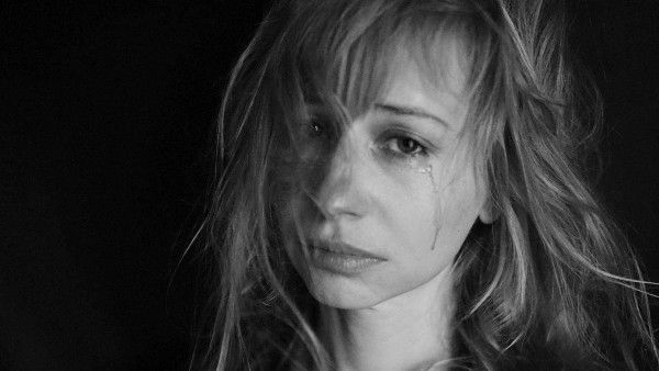 গৃহিণীদের কান্না পরিবারে নিয়ে আসে সৌভাগ্য! কারণ জানলে অবাক হবেন