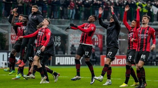 Seria A: দীর্ঘ এক দশকেরও বেশি সময়ের প্রতীক্ষার অবসান ঘটিয়ে ফের ইতালির সেরা এসি মিলান