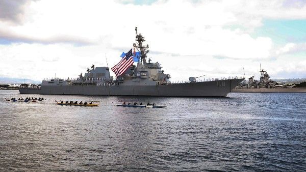 মার্কিন আকাশে ইউএফও বৃদ্ধি গত ২০ বছরে, এলিয়েন আগমনের বার্তা নৌবাহিনীর ফুটেজে