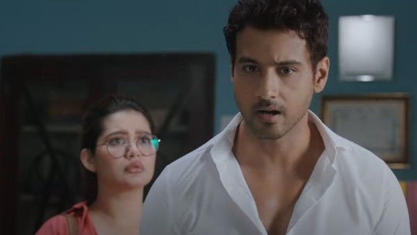 প্রকাশ্যে এল চিনেবাদাম ছবির ট্রেলার, খুশী অনুগামীরা