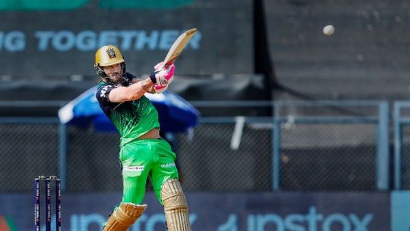 IPL 2022: প্লে-অফের দিকে অনেকটাই এগিয়ে গেল রয়্যাল চ্যালেঞ্জার্স ব্যাঙ্গালোর, হেরে প্রায় শেষ এসআরএইচ-এর আশা