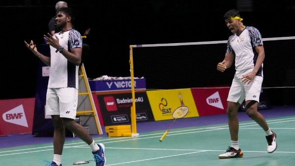 Thomas Cup: ভারতের সাফল্যকে মশা মারার ব্যাটের সঙ্গে 'তুলনা', নেটিজেনদের রোষের মুখে আইএএস অফিসার
