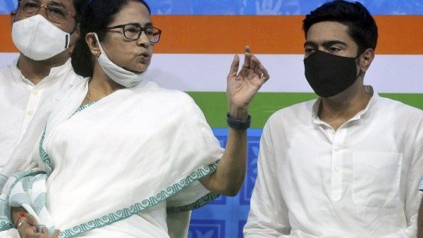 ইদের দিন সকালেই রিজওয়ানুরের বাড়িতে মমতা-অভিষেক! আনিস-কাণ্ডের জের, প্রশ্ন