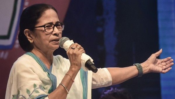 স্বাস্থ্যসাথী না নিলে এফআইআরের নির্দেশ মুখ্যমন্ত্রীর