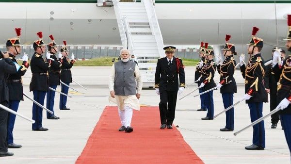 'ভারতের অন্যতম শক্তিশালী সহযোগী ফ্রান্স', প্যারিসে নেমেই বার্তা প্রধানমন্ত্রী মোদীর