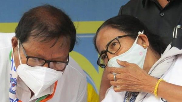 সিবিআই জেরা'র মধ্যেই পরেশকে 'বড় সরকারি পদ'! তোপ বিরোধীদের