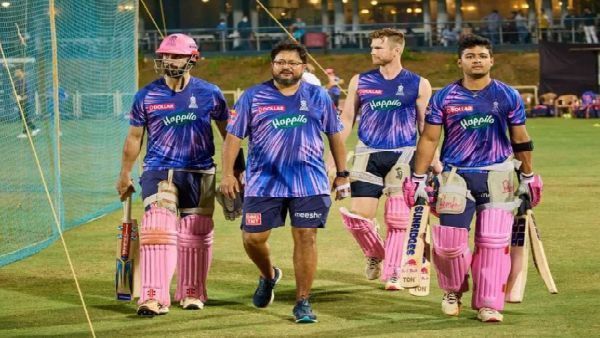 IPL 2022: কলকাতা ছাড়ার আগেই ধাক্কা খেল রাজস্থান রয়্যালস, ইংল্যান্ডে গেলেন তারকা অলরাউন্ডার