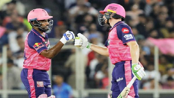 IPL 2022: রাজস্থান রয়্যালস খেতাব জিততে চাইছে শেন ওয়ার্নের জন্য! আইপিএল ফাইনালের আগে কী বলছেন সঞ্জু-বাটলার?