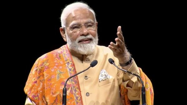 প্রধানমন্ত্রীরা আক্ষেপ করতেন ১ টাকা দিলে মানুষ ১৫ পয়সা পান', বার্লিনে কংগ্রেসকে কটাক্ষ মোদীর