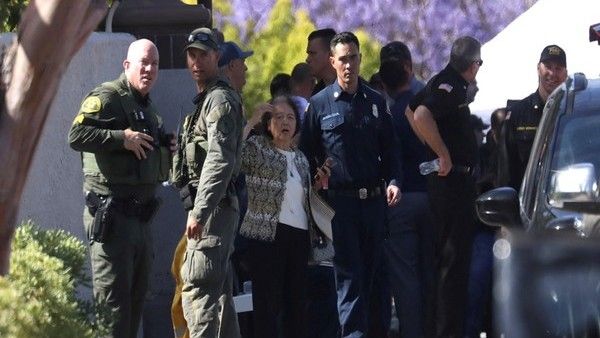 ক্যালিফোর্নিয়ার চার্চে বন্দুকবাজের হামলা, মৃত ১ আহত ৫