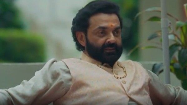 'আশ্রম'-এর নতুন গল্প নিয়ে ফিরছেন বাবা নিরালা, ট্রেলারে উঠে এল গল্পের ঝলক