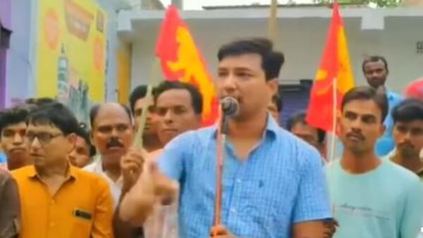 রাজ্য সম্পাদকের ওপরে তৃণমূলের প্রভাব! পতাকা পরিবর্তনের বিরোধিতায় বিস্ফোরক প্রাক্তন ফব বিধায়ক