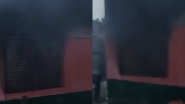 নবিকে আবমাননা: প্রতিবাদে বিজেপি অফিসে আগুন, তৃণমূলের অফিস ভাঙচুর! জ্বলছে হাওড়া