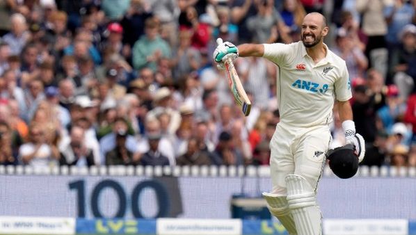 ভিডিও: ইংল্যান্ড-নিউজিল্যান্ড টেস্টে কিউয়ি তারকার মারা বল সরাসরি ল্যান্ড করল এক সমর্থকের বিয়ারের গ্লাসে