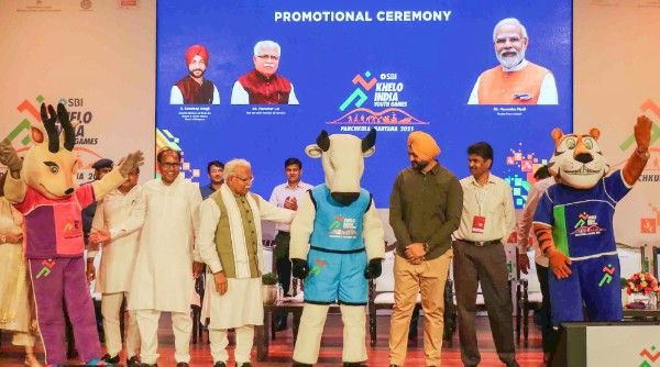 ভয়াবহ ট্রেন ডাকাতির শিকার বাংলার জিমন্যাস্টিক দল, চোট লক্ষাধিক টাকা এবং কাগজপত্র