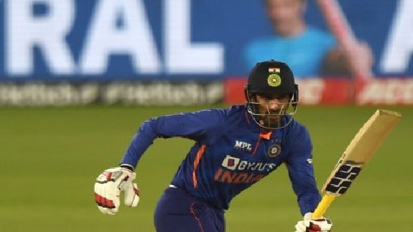 ভারত টি ২০ প্রস্তুতি ম্যাচে হারাল ডার্বিশায়ারকে, দীনেশ কার্তিকের দলের হয়ে কারা নজর কাড়লেন?