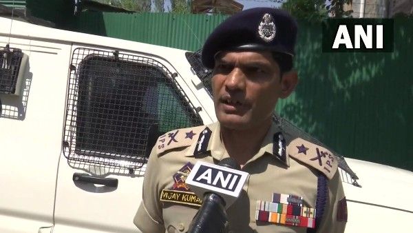 কাশ্মীরে হিন্দু ব্যাঙ্ক ম্যানেজার খুনে অভিযুক্ত জঙ্গির এনকাউন্টার করল কাশ্মীরি পুলিশ