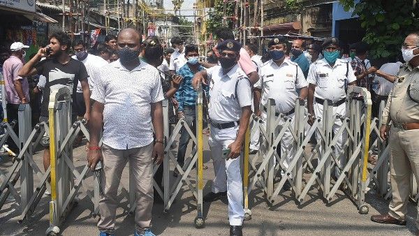 প্রাথমিক টেট উত্তীর্ণদের বিক্ষোভে উত্তাল সল্টলেক, অসুস্থ বহু আন্দোলনকারী